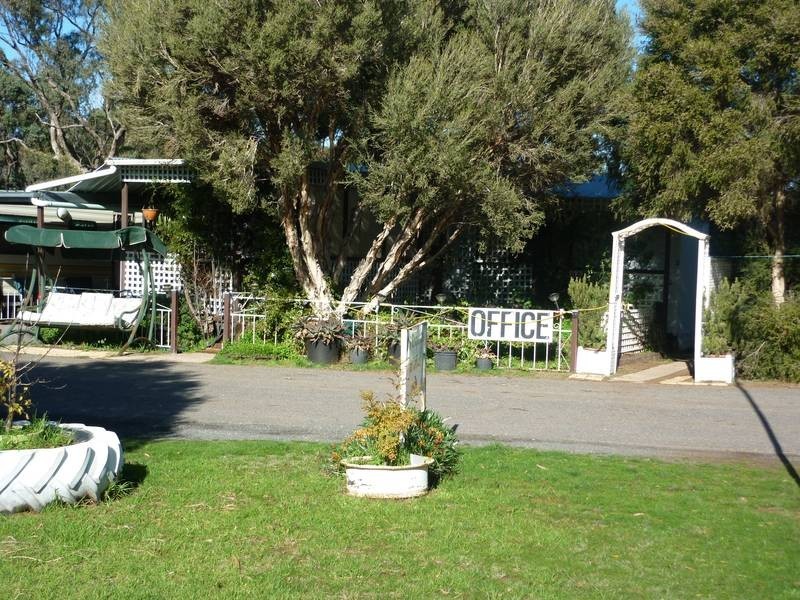 Borung Highway, Donald VIC 3480