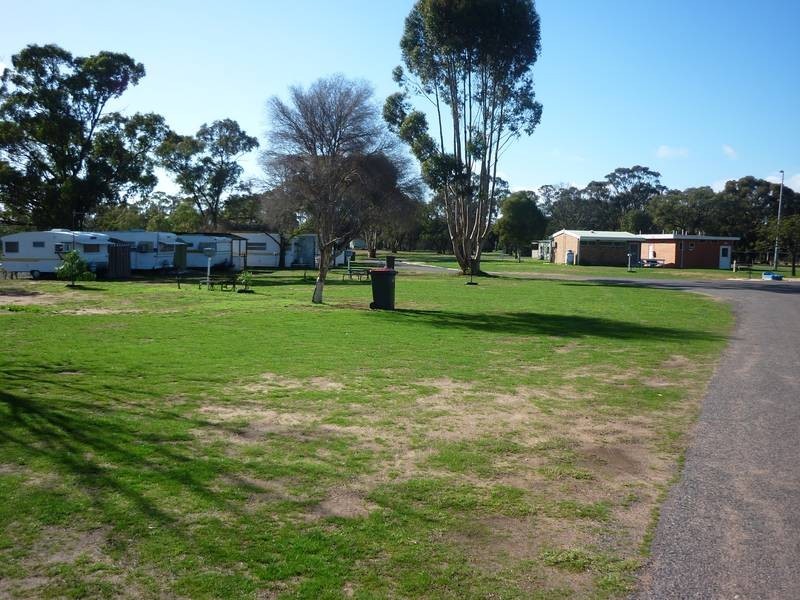 Borung Highway, Donald VIC 3480