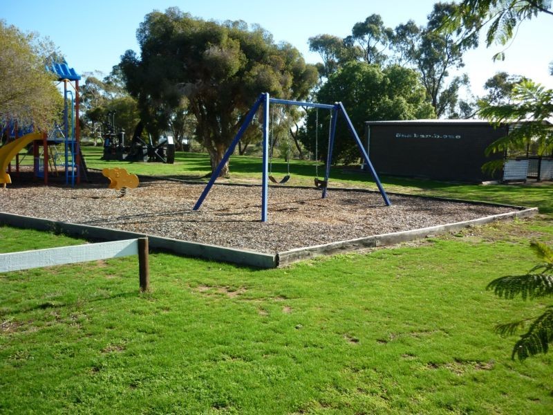 Borung Highway, Donald VIC 3480