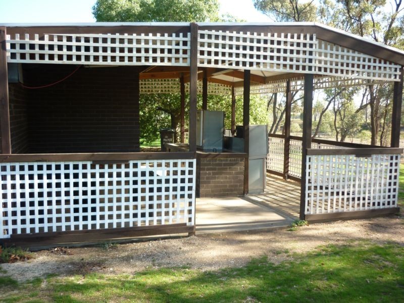 Borung Highway, Donald VIC 3480