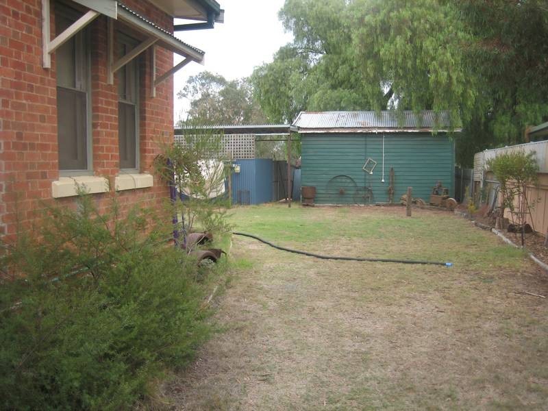 Woods Street, Donald VIC 3480