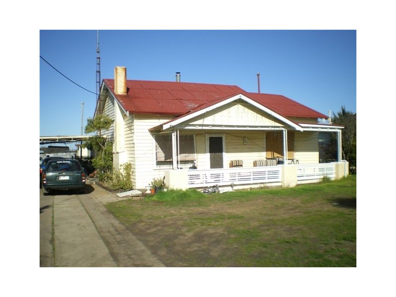 21 Dimboola Road, Warracknabeal VIC 3393