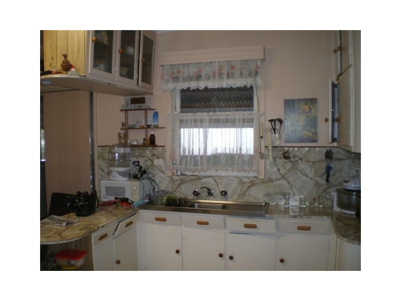 18 Bow Street, Rainbow VIC 3424