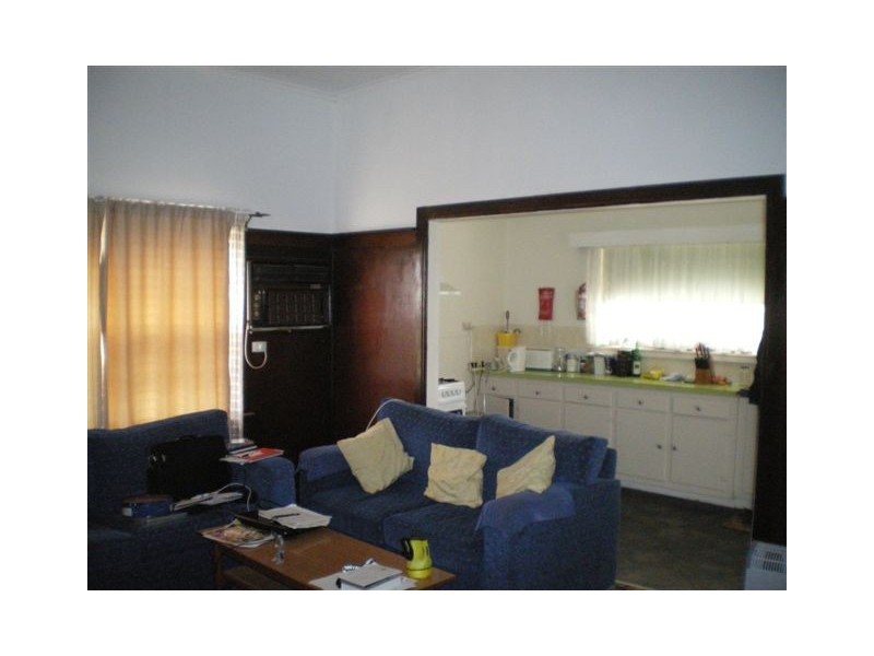 4 Franklin St, Warracknabeal VIC 3393