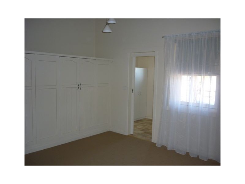 16 McCracken Ave, Donald VIC 3480