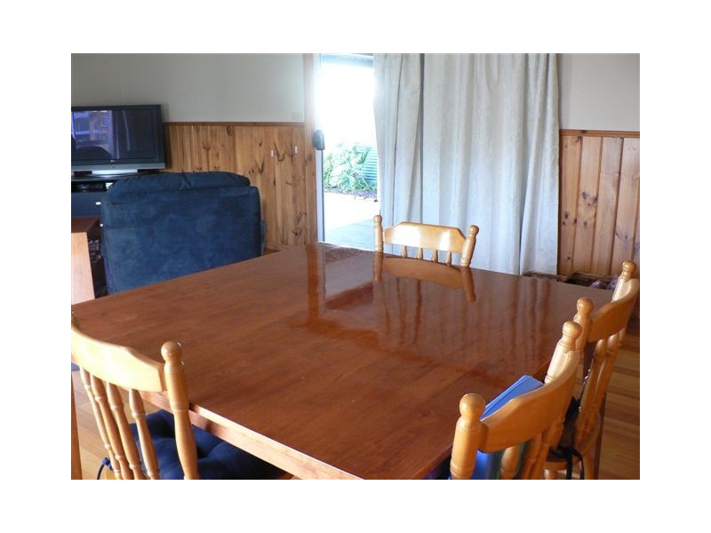 32 Cave St, Donald VIC 3480