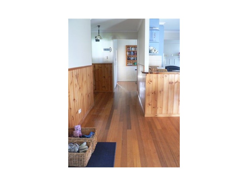 32 Cave St, Donald VIC 3480