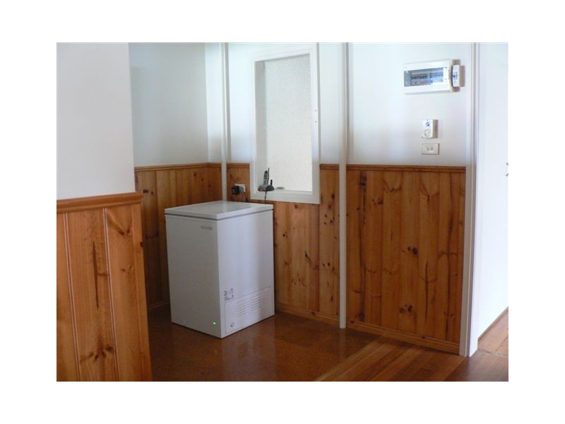 32 Cave St, Donald VIC 3480