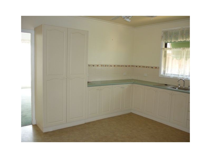 188 Woods St, Donald VIC 3480