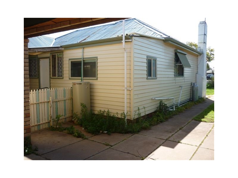 188 Woods St, Donald VIC 3480