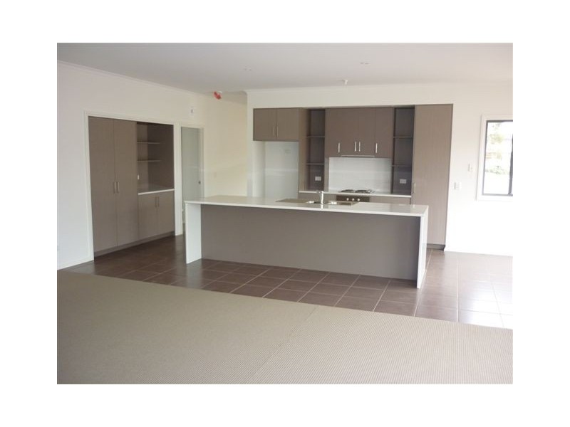 11 Athol Court, Donald VIC 3480