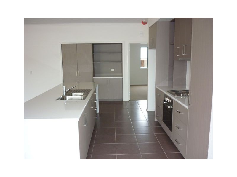 11 Athol Court, Donald VIC 3480