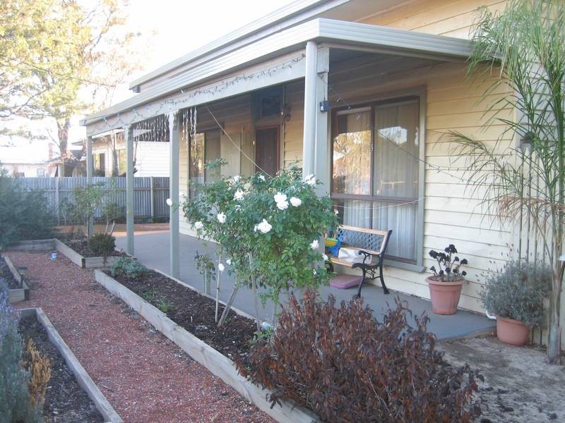 31 Hammill St, Donald VIC 3480