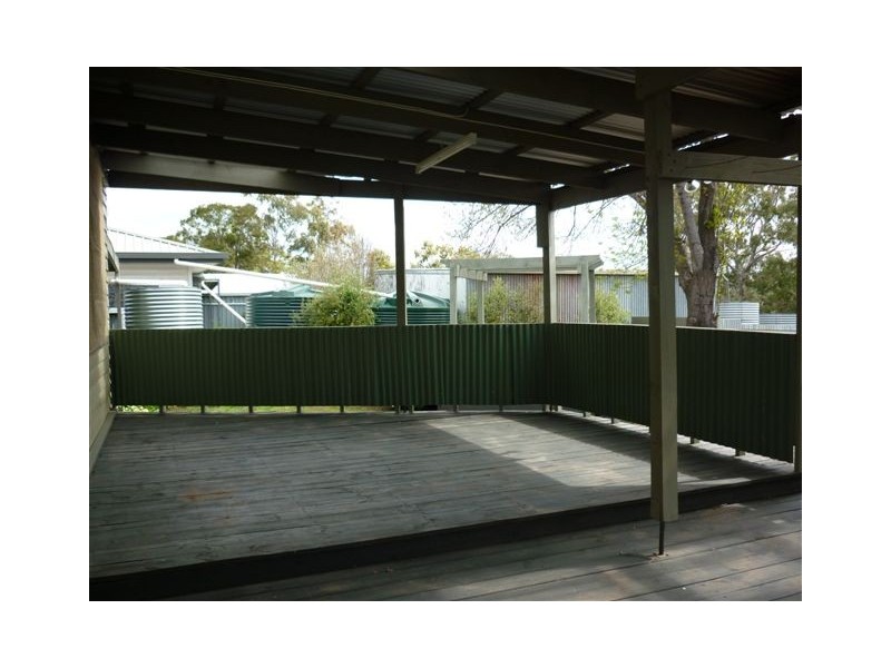 31 Hammill St, Donald VIC 3480