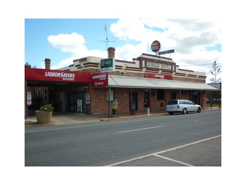 126 Woods St, Donald VIC 3480