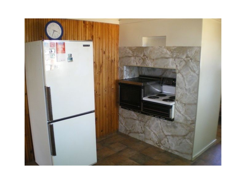 5 Livingstone Street, Warracknabeal VIC 3393