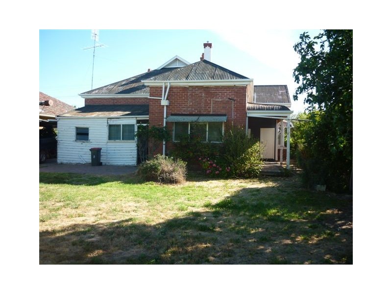 39 Houston St, Donald VIC 3480