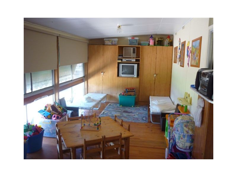 70 Aitken Ave, Donald VIC 3480