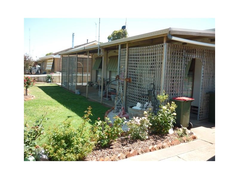 70 Aitken Ave, Donald VIC 3480