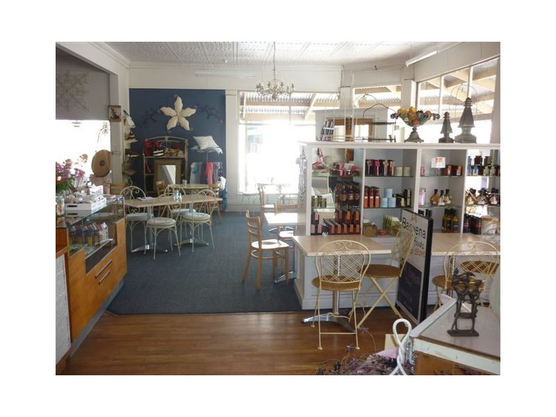 51 Woods St, Donald VIC 3480