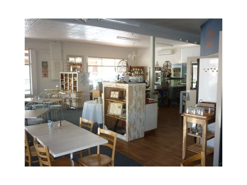 51 Woods St, Donald VIC 3480