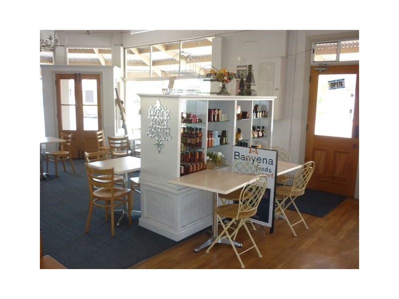 51 Woods St, Donald VIC 3480