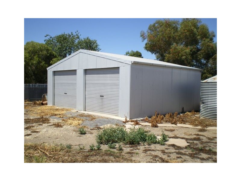 11 Petering Street, Minyip VIC 3392