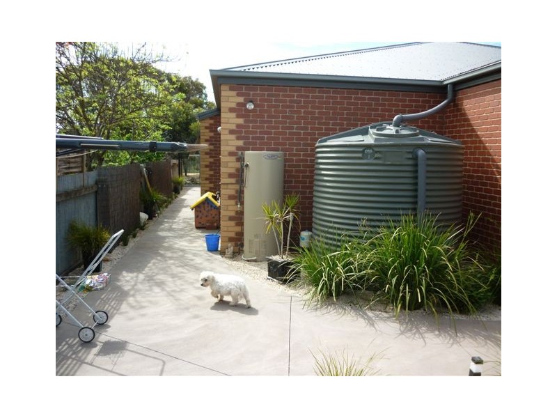 3/11 Hammill St, Donald VIC 3480