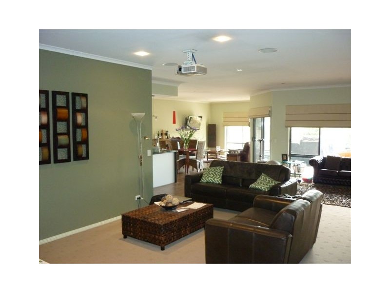 3/11 Hammill St, Donald VIC 3480