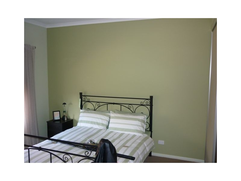 3/11 Hammill St, Donald VIC 3480