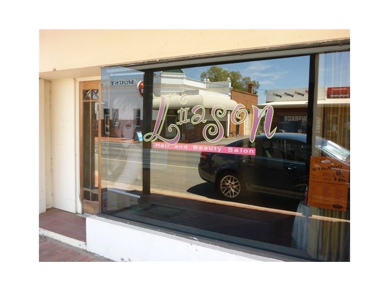 80 Woods St, Donald VIC 3480