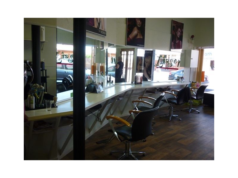 80 Woods St, Donald VIC 3480