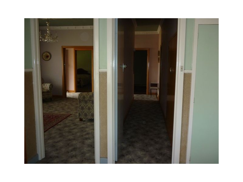 27 Houston St, Donald VIC 3480