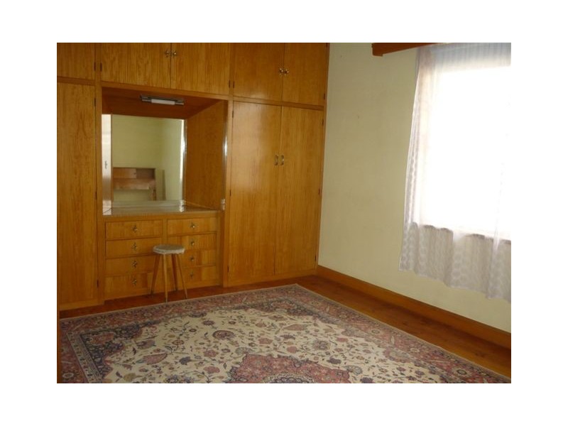 27 Houston St, Donald VIC 3480