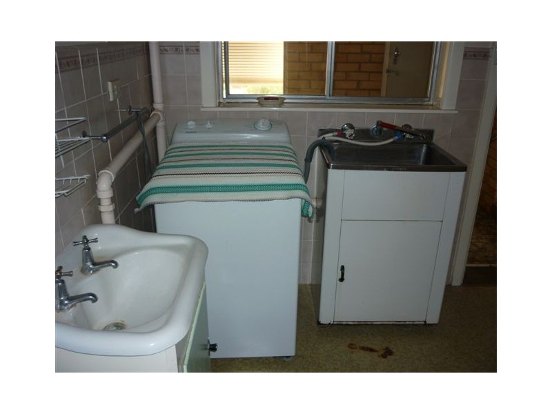 27 Houston St, Donald VIC 3480