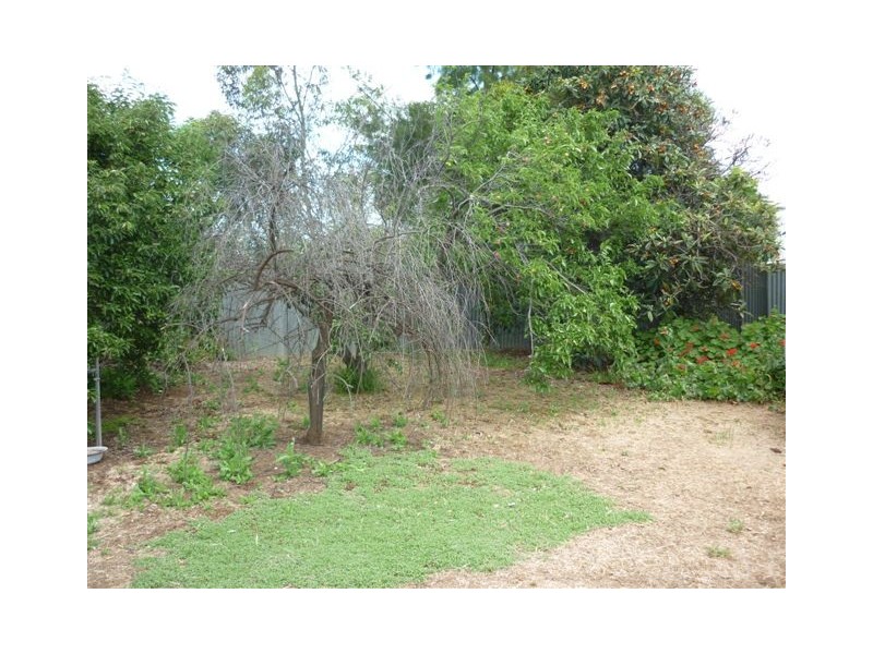 27 Houston St, Donald VIC 3480