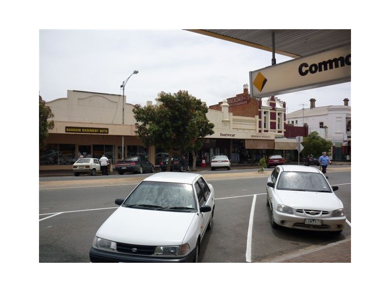 71 Scott Street, Warracknabeal VIC 3393