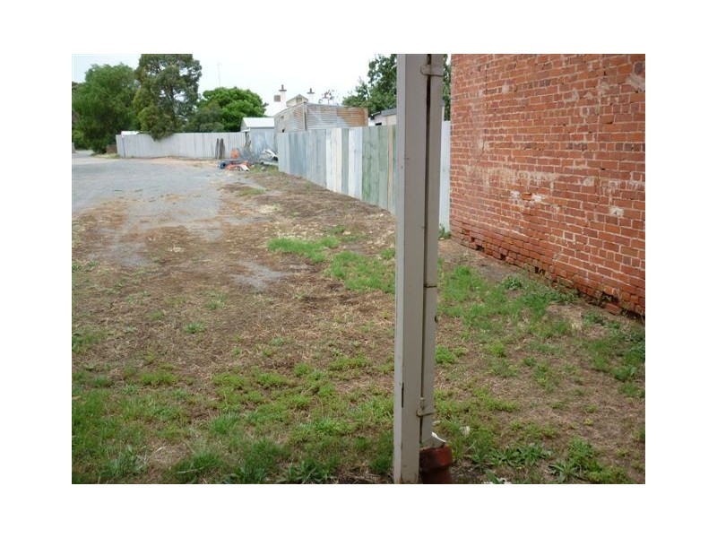 71 Scott Street, Warracknabeal VIC 3393