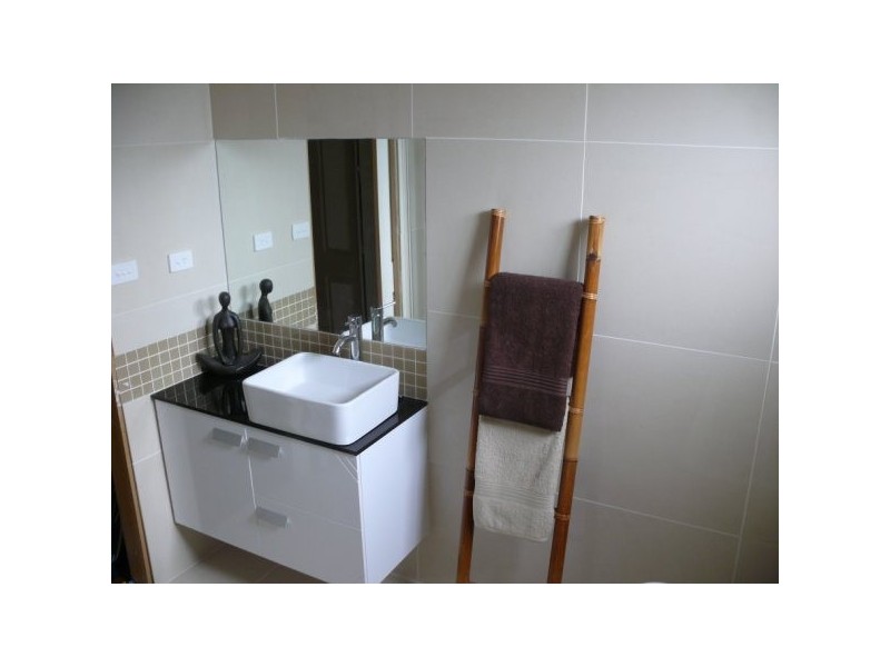 197-199 Woods St, Donald VIC 3480