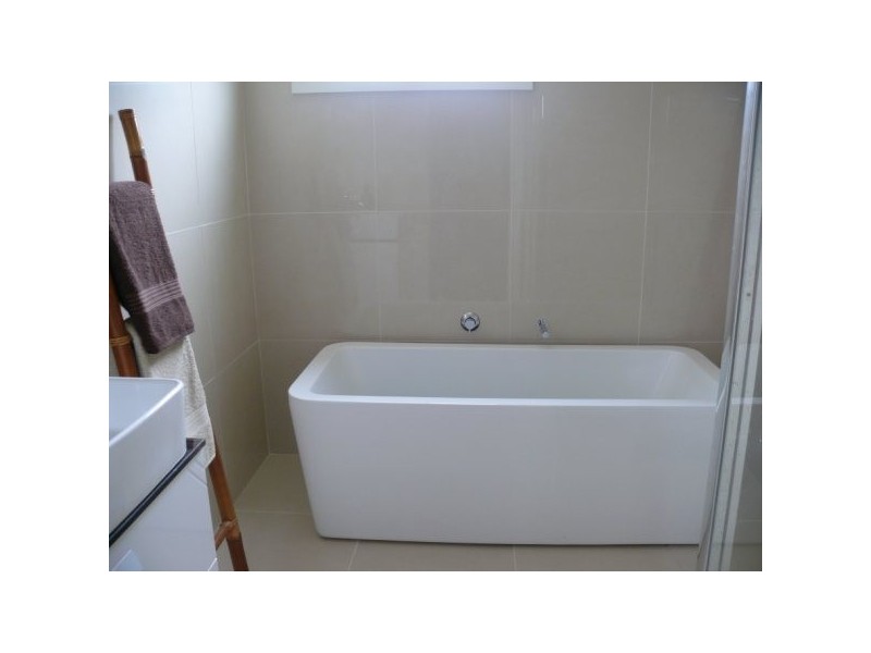 197-199 Woods St, Donald VIC 3480