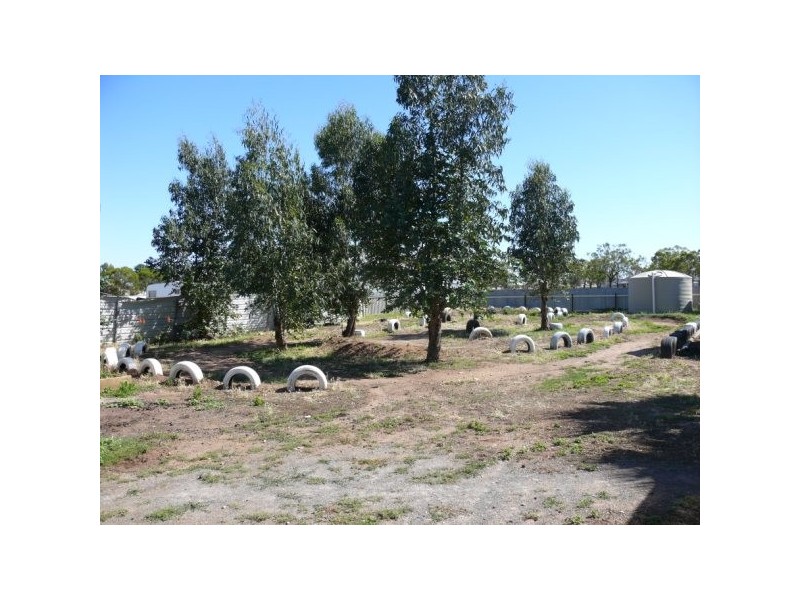 197-199 Woods St, Donald VIC 3480