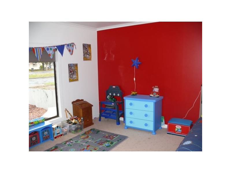 197-199 Woods St, Donald VIC 3480