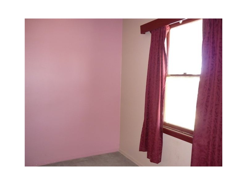 17 Arnold Street, Warracknabeal VIC 3393