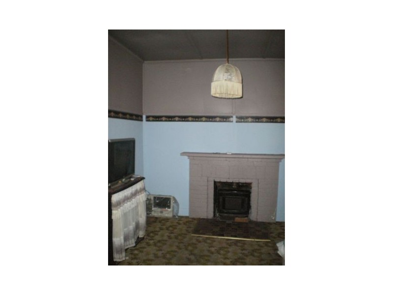 23 Arnold Street, Warracknabeal VIC 3393