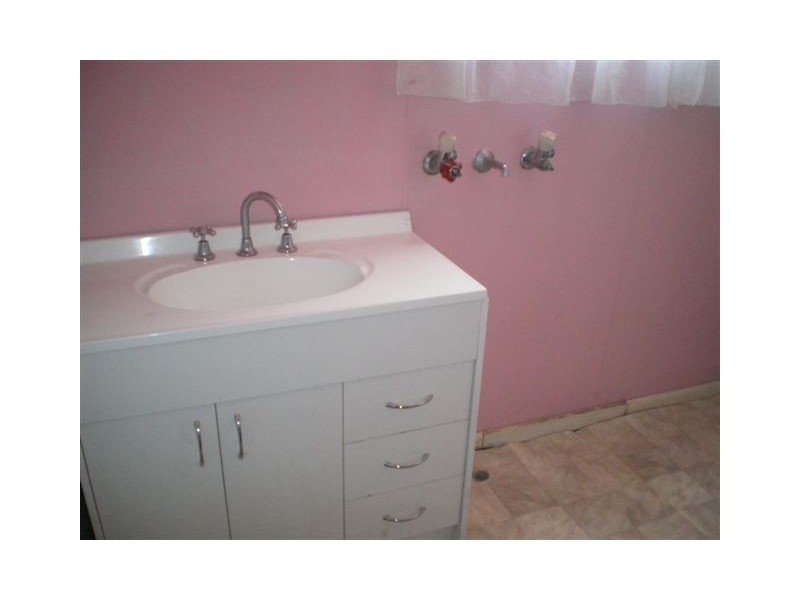 23 Arnold Street, Warracknabeal VIC 3393