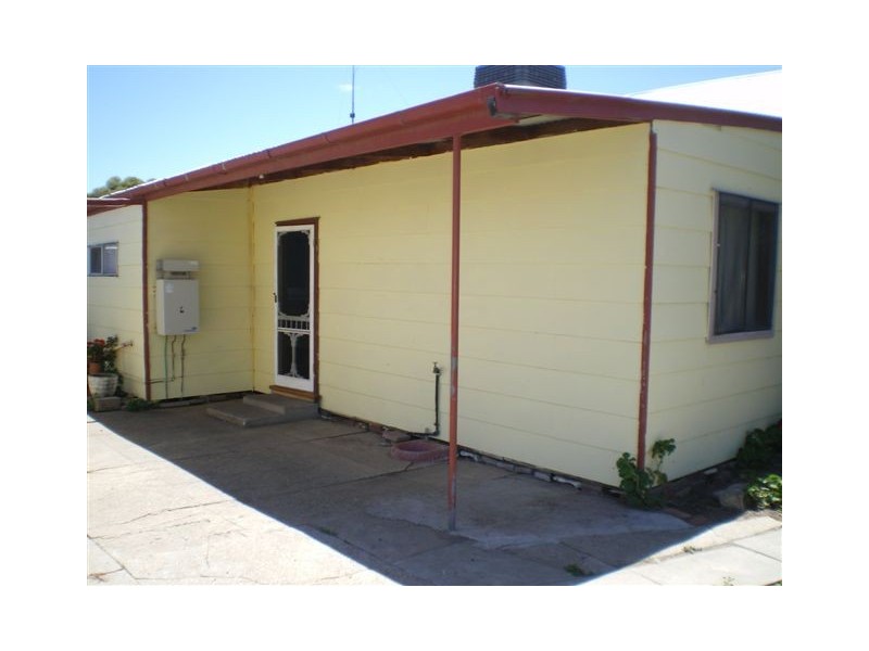 23 Arnold Street, Warracknabeal VIC 3393