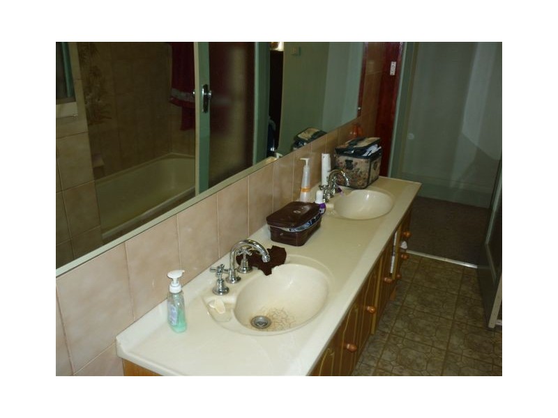 37 Lascelles Street, Hopetoun VIC 3396