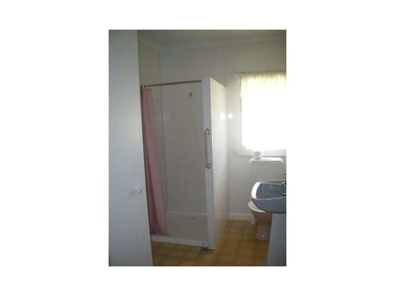 63A Jamouneau Street, Warracknabeal VIC 3393