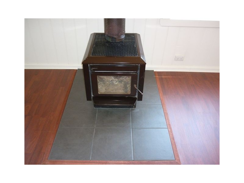 8 Devereaux street, Warracknabeal VIC 3393