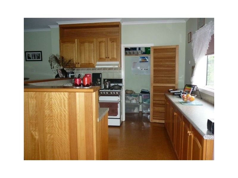 5 Park Street, Donald VIC 3480